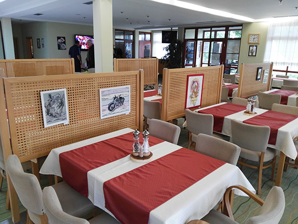 Vernisáž obrazů v hotelu Golf Austerlitz Slavkov u Brna